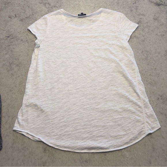 Aritzia Wilfred Free White + Gray T-Shirt Bundle - Size L - Picture 6 of 7